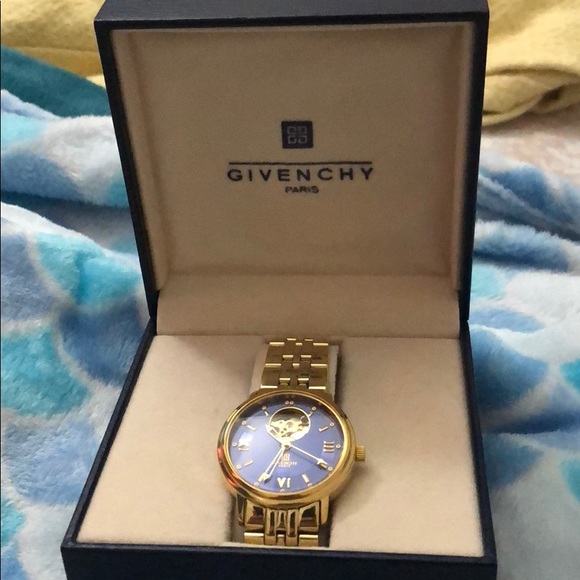 Authentic Givenchy Paris Heartbeat Skeleton Watch - Picture 8 of 8